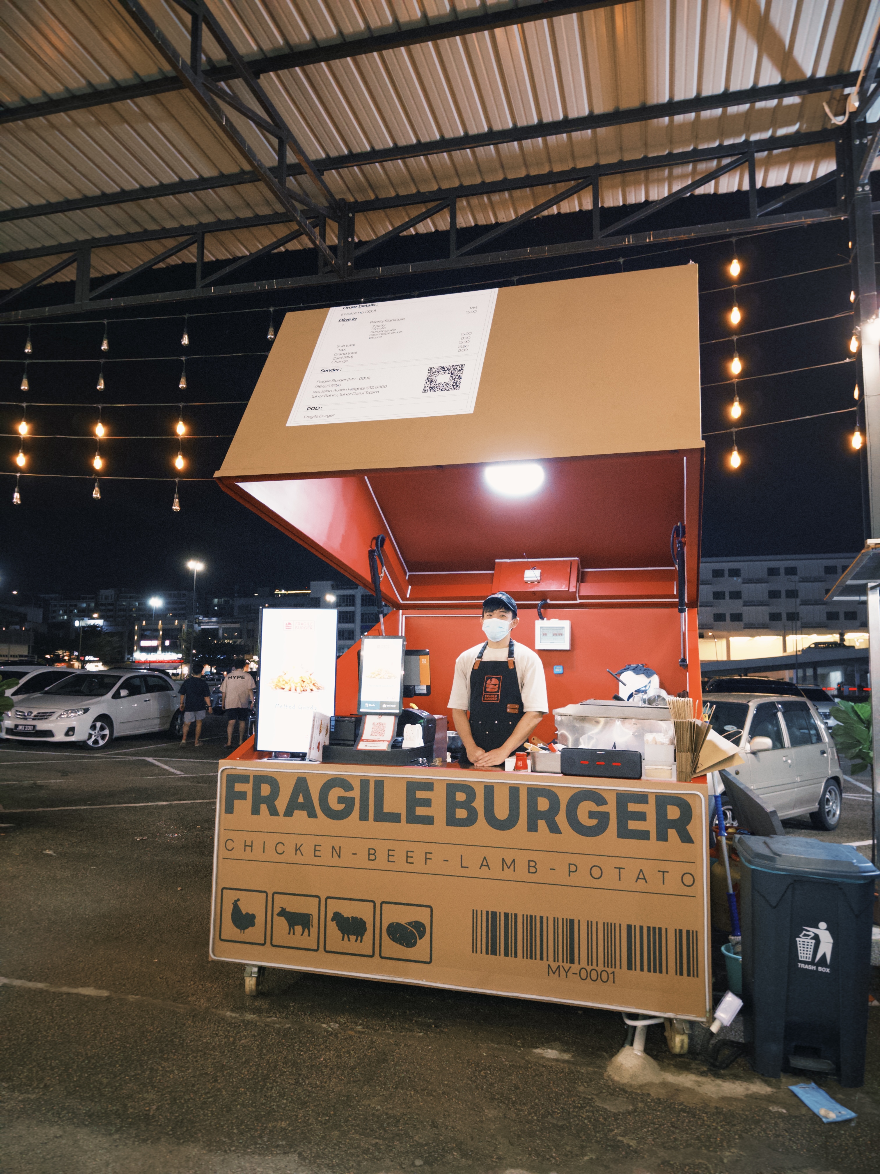 Fragile Burger Mount Austin storefront